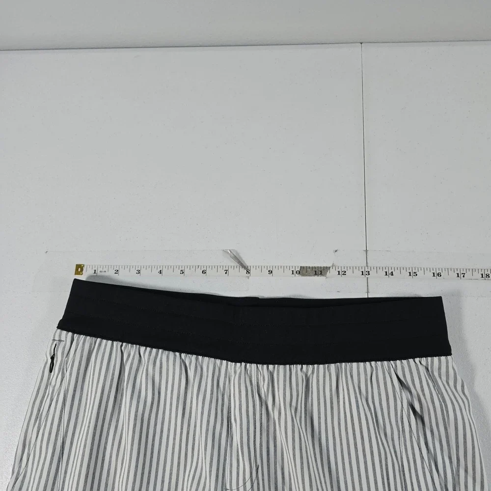 Columbia Womens Grey White Striped Capri Pants Active Hiking AL0219 Size M